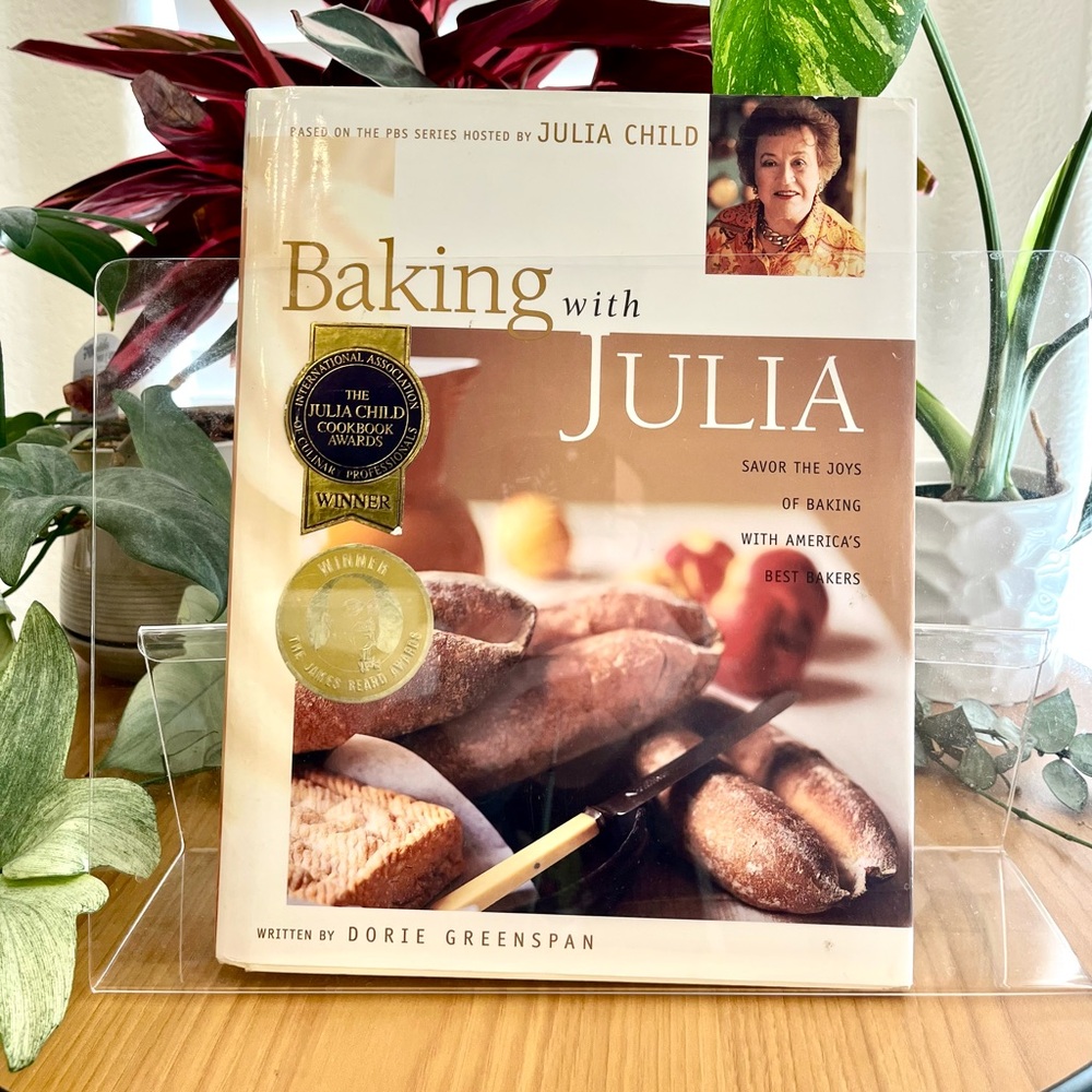Baking with Julia Cookbook 1996 EUC